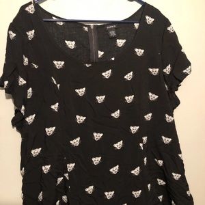 Torrid Top - Tunic Style w/ Tigers! NWOT